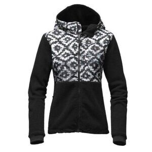 $35 WHEN BUNDLED The North Face Denali 2 D-Kat Print Full Zip Fleece